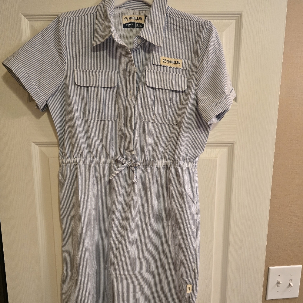 Magellan blue pin strip dress size 16